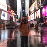 Photo taken at Holiday Inn Express New York City - Times Square by Özgür T. on 1/18/2019