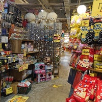 ヴィレッジヴァンガード Now Closed Bookstore