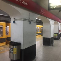 Photo taken at Estación Carlos Pellegrini [Línea B] by Ulisses J. on 10/18/2016