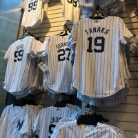 Photo taken at Yankee Clubhouse by あおしま on 1/26/2018
