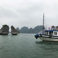 Photo taken at Hòn Trống Mái | Fighting Cock Islet by あおしま on 5/3/2019