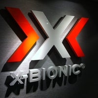 Das Foto wurde bei X-Bionic von Roberto S. am 12/12/2012 aufgenommen