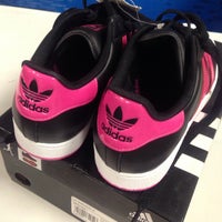 Photo taken at Adidas Outlet Store by Wendy L. on 5/14/2013