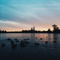 Photo taken at Фонтан на озере Сестрорецкий Разлив by Karinananan on 10/16/2014