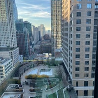 Foto scattata a Residence Inn Chicago Downtown/River North da Deb G. il 10/28/2022