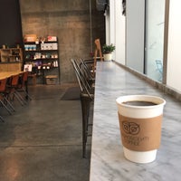 Photo taken at Cognoscenti Coffee by petercat on 4/18/2019