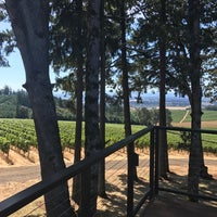 Photo prise au Vista Hills Vineyard &amp;amp; Winery par Katelyn S. le9/10/2017