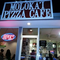 Photo taken at Molokai Pizza Cafe by Wendy H. on 10/3/2013