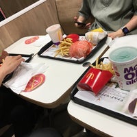 Photo taken at McDonald&amp;#39;s by めぐろっち on 7/28/2020