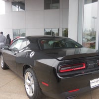 รูปภาพถ่ายที่ Folsom Lake Chrysler Dodge Jeep Ram โดย Folsom Lake Chrysler Dodge Jeep Ram เมื่อ 4/19/2017