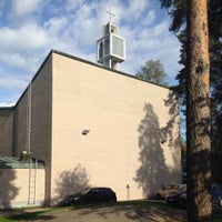 Photo taken at Munkkivuoren kirkko by Tommi L. on 5/15/2016