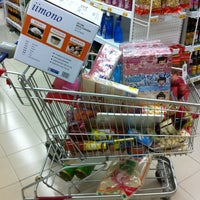 Photo taken at NTUC FairPrice by Fion soon on 11/12/2012