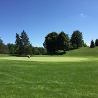 Photo taken at The Highlands Golf Course at Grand Geneva by Allie K. on 7/9/2017