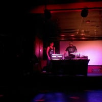 รูปภาพถ่ายที่ Roberto&amp;#39;s Nightclub โดย Pablo N. เมื่อ 4/27/2013