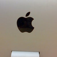 12/30/2012에 Shinta L.님이 iBox Apple Store에서 찍은 사진