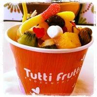 Photo taken at Tutti Frutti by Juana E. on 7/5/2013