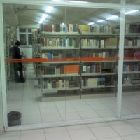 Photo taken at Biblioteca Unip by Grazi C. on 11/14/2012