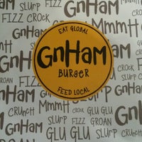รูปภาพถ่ายที่ GnHam Burger Bar โดย Daniela M. เมื่อ 4/1/2014