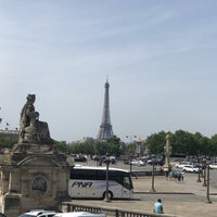 Photo taken at Grande Roue de Paris by Mike G. on 5/26/2018