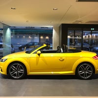 10/13/2016에 Pitt Aka the Python A.님이 Audi Bauer Paris Wagram 75에서 찍은 사진