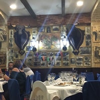 Foto tirada no(a) Restaurante Casa Riquelme por Felipe O. em 6/24/2017
