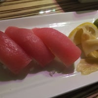 Снимок сделан в Sushi Yama Asian Bistro пользователем Kelly 5/23/2019
