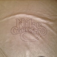 Nike - Tienda de artículos deportivos