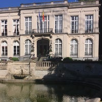 Photo taken at Château Sainte-Anne by Vic T. on 5/25/2017