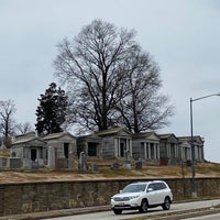 Photo taken at Mount Olivet Cemetery by ginnnnnnny . on 2/12/2021