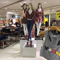 Photo taken at Forever 21 by Ana L. on 10/1/2016