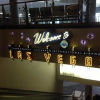 Foto tomada en &amp;quot;Welcome to Las Vegas&amp;quot; Sign  por Ryan G. el 5/31/2014