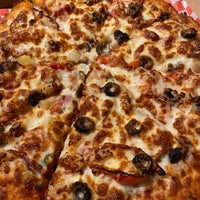 1/9/2021にRoman A.がHot Spot Pizza (Burnaby)で撮った写真