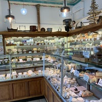 Photo taken at Fromagerie Jouannault by Hans-Jürgen F. on 10/7/2021