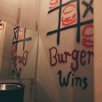 Photo taken at Ban’s Burger by 🇸🇦 M3Ł on 11/15/2019