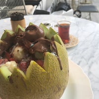 Photo taken at Sazataş Chocolate by Merve S. on 8/5/2017