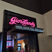 Photo taken at Giordano&amp;#39;s by Job K. on 11/21/2023