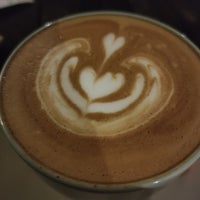 รูปภาพถ่ายที่ Java Dancer Coffee โดย Juliani D. เมื่อ 11/20/2022