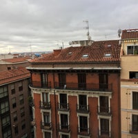 Das Foto wurde bei Hotel TRYP Madrid Atocha von D2 am 10/13/2016 aufgenommen