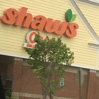 Photo taken at Shaw&amp;#39;s by Reagan J. on 5/8/2017