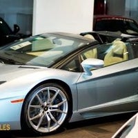 Das Foto wurde bei Lamborghini North Los Angeles von Chris R. am 8/14/2014 aufgenommen