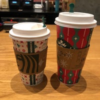 Photo taken at Starbucks by Pakkard T. on 11/4/2022