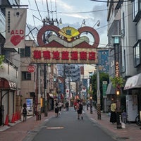 Photo taken at Sugamo Jizo-dori Shotengai by いけたく on 8/14/2023