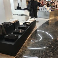 corner comme des garcons