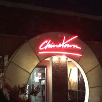 Foto tirada no(a) Chinatown Westlake por Juan B. em 1/18/2018