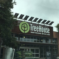 Photo taken at TreeHouse by Juan B. on 9/29/2017