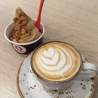 Photo taken at Red Mango by Елена on 12/10/2015