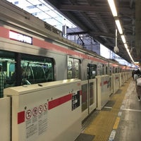 Photo taken at Platform 1 by k̦̮̮̭̰̪̩͇͓̦͒̂̓͐̽̆̉̊̇͒o̳̙̣̲̞̠̙͖̖͖̩͗̈́͛͆̃͋̊̔̒̓̀̏r̩̜̙͖̠̪̫͖͖̖͖̐̌̐̾̿͊y͕̬̯̠͙̬̓̏̒̂̎̑̎̾̒͗́ͅu͇͔̞̞͖͉̞͊̌͋̈̄̀̅́̿ m. on 12/10/2018