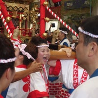 ギャルみこし Now Closed Moving Target In 梅田 ギャルみこし Now Closed Moving Target In 梅田