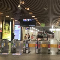 Photo taken at 近鉄京都駅 改札口 by k̦̮̮̭̰̪̩͇͓̦͒̂̓͐̽̆̉̊̇͒o̳̙̣̲̞̠̙͖̖͖̩͗̈́͛͆̃͋̊̔̒̓̀̏r̩̜̙͖̠̪̫͖͖̖͖̐̌̐̾̿͊y͕̬̯̠͙̬̓̏̒̂̎̑̎̾̒͗́ͅu͇͔̞̞͖͉̞͊̌͋̈̄̀̅́̿ m. on 4/18/2022