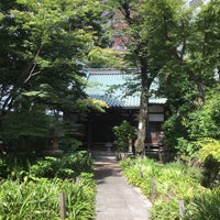 Photo taken at 東福寺 by k̦̮̮̭̰̪̩͇͓̦͒̂̓͐̽̆̉̊̇͒o̳̙̣̲̞̠̙͖̖͖̩͗̈́͛͆̃͋̊̔̒̓̀̏r̩̜̙͖̠̪̫͖͖̖͖̐̌̐̾̿͊y͕̬̯̠͙̬̓̏̒̂̎̑̎̾̒͗́ͅu͇͔̞̞͖͉̞͊̌͋̈̄̀̅́̿ m. on 9/4/2022